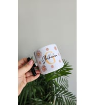 İsme Özel Kişiye Özel Porselen Papatya Desenli T Kupa Bardak Latte Fincanı