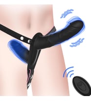 Uzaktan Kumandalı Çift Taraflı Titreşimli Strap-On Siyah – 10 Mod, Su Geçirmez, Ayarlanabilir Kayışlı