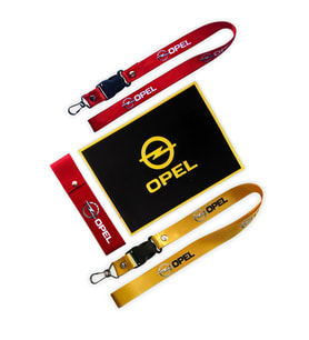 Opel Logolu Torpido Üstü Kaydırmaz Ped / Oto Ayna Askısı & Anahtarlıklı Ayna Ipi 2'li & Tampon Dili