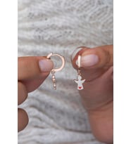925 Ayar Gümüş Sallantılı Rose Mineli Melek Küpe