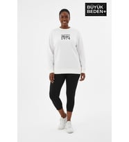 Kadın Büyük Beden California 1974 Baskılı Bisilet Yaka İnce Sweatshirt SPR26BSWK956-2 (Ekru)