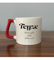 Teyze Baskılı Kırmızı Kulplu D Kupa