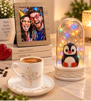 Kişiye Özel Fotoğraflı Hayat Ağacı Porselen Kahve Fincanı ve Renkli LED Işıklı Penguenli Fanus