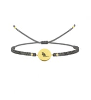 Alberaccessories, Zeytin Dalı, Harf Mineli, Antrasit Gri, Altın Kaplama, Şans Gümüş Bileklik