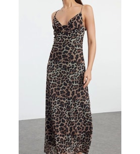 Moda Stil Fitted Degaje Yaka Midi Boy Vücuda Oturan Astarlı Leopar Desenli Tül Elbise (Çok Renkli)