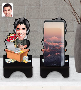 BK Gift Kişiye Özel Erkek Gamer Karikatürlü Ahşap Biblo Telefon Standı-1