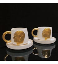 Atatürk Özel Serisi 3D Kabartmalı Yaldızlı 4 Parça El Yapımı Seramik Fincan Takımı (Beyaz - Gold)