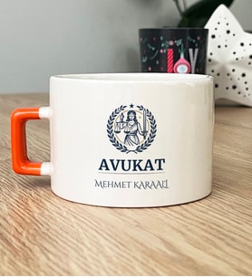 Kişiye Özel Karikatürlü Erkek Avukat Lüks Fincan Avukatlar Günü Hediyesi