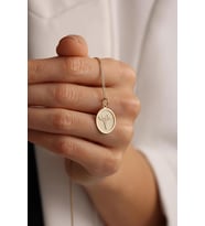 Kişiye Özel 925 Ayar Gümüş Zarif Sağlık Sembolü Kolye (Gold)