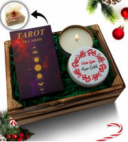 Mini Kasa İçerisinde Kişiye Özel Beyaz Metal Kutulu Mum & Tarot Kartları Hediye Seti