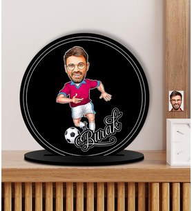Kişiye Özel Karikatürlü Futbolcu Bordo - Mavi Ahşap Plak - Biblo