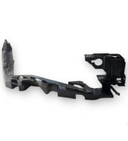 Seat Leon 3 2013-2016 Ön Tampon Sağ Far Çamurluk Braketi 5F0807572B