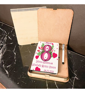 8 Mart Dünya Kadınlar Günü Hediyesi Ahşap Kutulu Defter Kalem Set 005