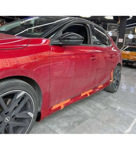 Opel Corsa F Yan Marşpiyel Seti Mat Siyah Plastik