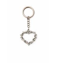 Thorned Heart Charm – Diken Detaylı Kalp Figürlü Gümüş Renk Unisex Metal Anahtarlık