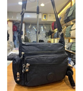 Çapraz Askılı Ultra Hafif Çok Cepli Omuz Çantası Siyah (Model: 571-6F)