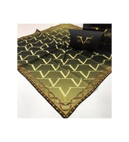 19V69 ITALIA Desen Black Seri Twill Eşarp Eşarp Askısı ile Birlikte 90x90 cm Lac