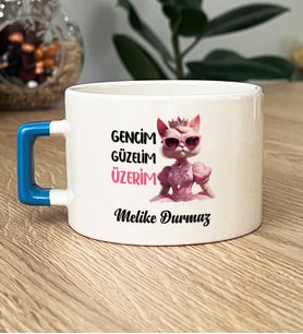 Kişiye Özel Gencim Güzelim Üzerim Hediye Lüks Fincan (Mavi)