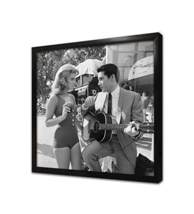 Elvis Presley ve Ann Margaret Çerçeveli Cam Tablo