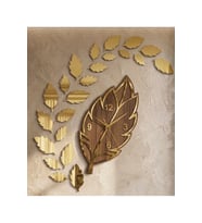Yaprak Saat - Modern Dekoratif Duvar Saati (Ahşap & Pleksi Detaylı)