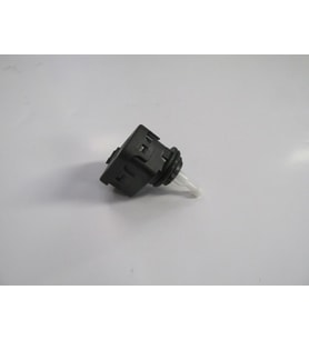 Seat Ibiza- 02/09; Far Motoru (12v)(yan Soket Gi·ri·şli·) (bfn)
