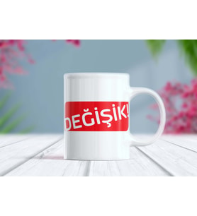 Değişik! Kırmızı Etiket Tasarımlı Esprili Kupa Bardak (Beyaz)