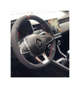Renault Clio 5 Kırmızı Yüzüklü Nubuk-noktalı Deri Direksiyon Kılıfı