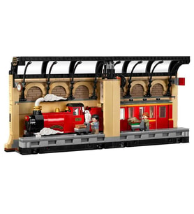 LEGO Harry Potter Kitaplık Dekoru: Hogwarts Ekspresi 76450