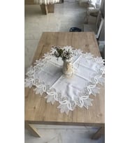 Kayla Kreme Gold Fransız Dantel Detaylı Kare Sehpa Örtüsü 88x88 cm Dekoratif