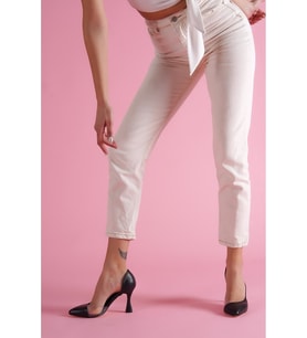 Violet Siyah Burnu Şeffaf Detaylı Günlük Kullanım Stiletto
