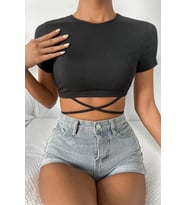 Kadın Siyah Yarım Kol Çapraz Bağlamalı Crop Top Bluz