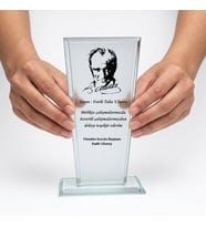 Atatürk Portreli Kristal Cam Plaket - Kişiye Özel Kurumsal Teşekkür Ödülü