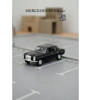Siyah 1:32 Ölçek Die Cast Kapıları Açılır Lisanslı Mercedes Benz 220 Oyuncak Metal Model Araba