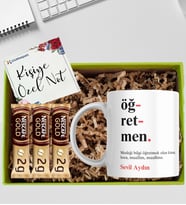 Öğretmen Temalı Kişiye Özel İsimli Kupa Bardak Nescafe Gold Kahve Hediye Seti