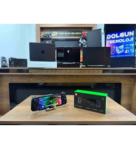 Razer Edge Gaming Tablet ve Kishi V2 Pro Kontrolcü RZ80-04610100-B3G1 (KUTUSU AÇIK SIFIR) (Siyah)