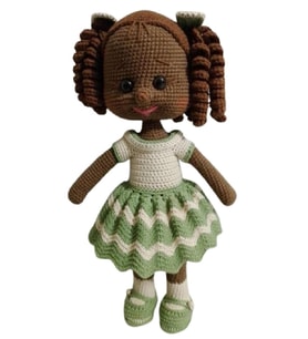 Çikolata Tenli Kıvırcık Saçlı Karnaval Bebek Amigurumi Organik Oyuncak