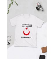 Gaziler Günü Tasarımlı T-shirt