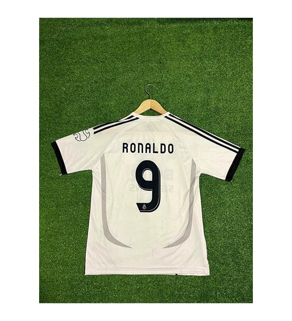 Real Madrid 2006/07 Yeni Sezon Ronaldo Nazario Forması(Beyaz)