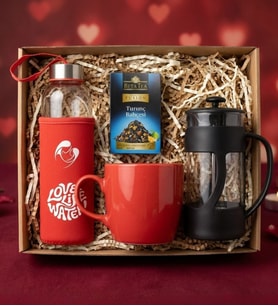 Love Life Water Kırmızı Matara & Kırmızı Kupa Bardak & Aromalı Çay & French Press Hediye Seti