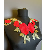 28X24 CM NAKIŞ İŞLEME KIRMIZI ÇİÇEKLİ YAKA DİKİŞ GİYİM AKSESUARI