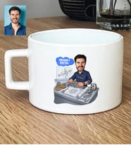 Kişiye Özel Karikatürlü Makine Mühendisi Lüks Fincan Mühendisler Günü Hediyesi
