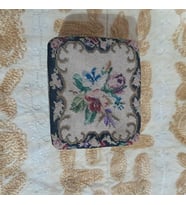 Avrupa Goblen İşli  Takı Kutusu (Açık Kahve-Ekru)