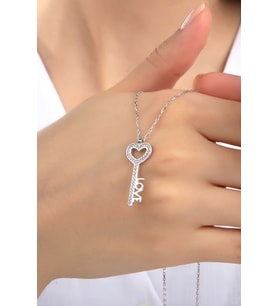 Kadın Orjinal 925 Ayar Gümüş Zirkon Taşlı Anahtar Love Model Kolye (Rose)