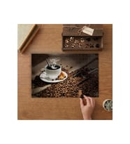 Beyaz Seramik Kupa ve Kahve Çekirdekleri Tasarımı 240 parça Ahşap Puzzle Ahşap Kutuda MP07467