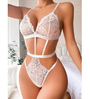 Lastik Detaylı Beyaz (Siyah)