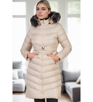 Dewberry Kadın %100 Polyester Kürklü Kapüşonlu Kaban Bej Z6690 Katmanlı Kombin, Dış Giyim, Seyahat Gardırobu
