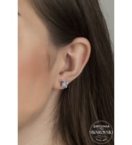 Union Swarovski Zirconia Kadın 0.92 Karat Tektaş Gümüş Küpe