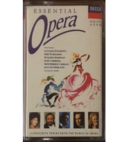 (Plak Değildir KASET tir) Essential Opera Kaset