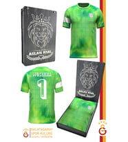 Galatasaray Orijinal Lisanslı Muslera Match Day Çocuk T-shirt Hediyelik Ahşap Kutulu (Yeşil)