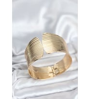 Pirinç Gold Renk Levha Model Kadın Bileklik - TJ-BB8062